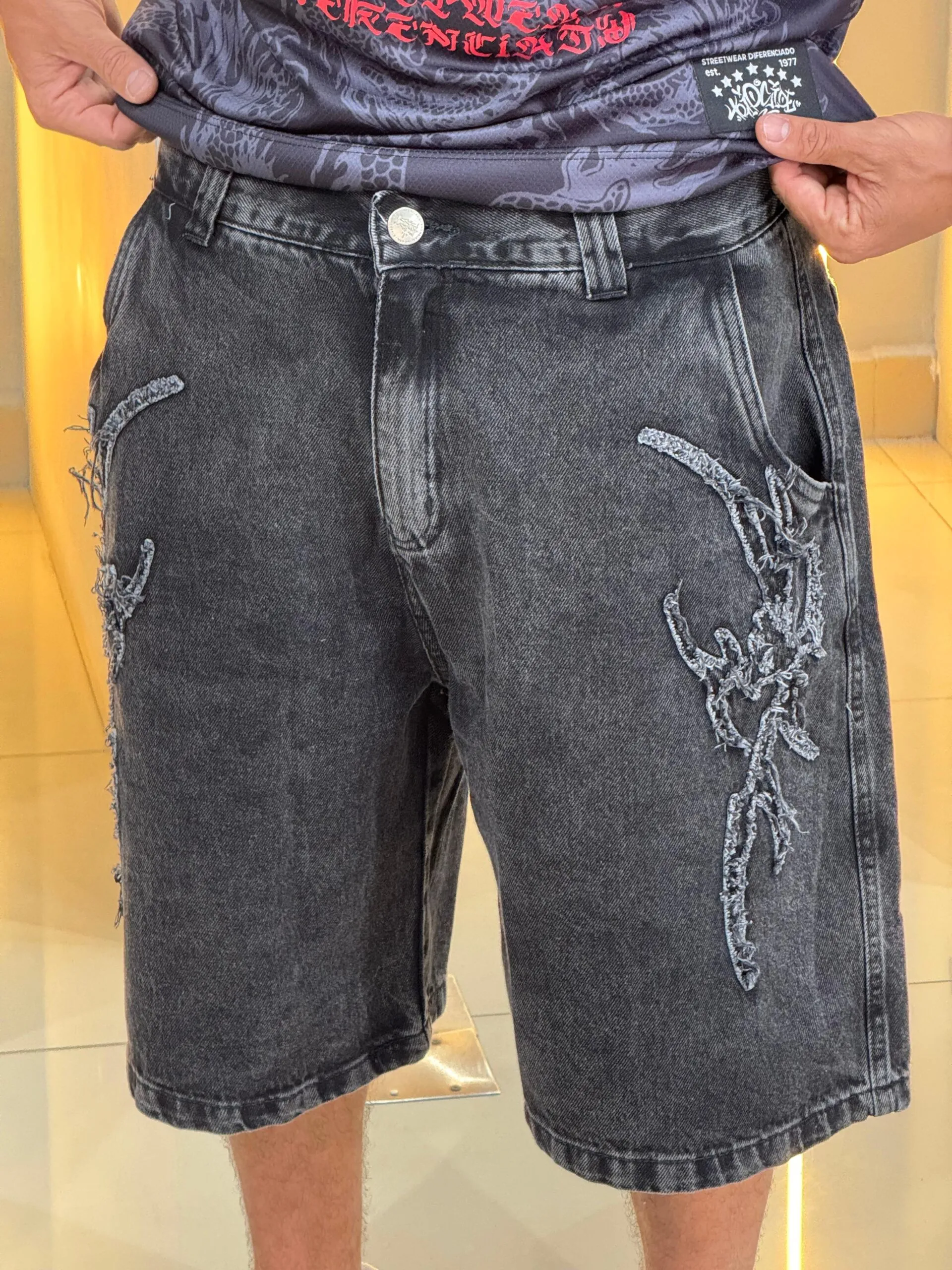 Bermuda Jorts Baggy Trip Side “Patchwork Tribal Estonada - Imagem 6