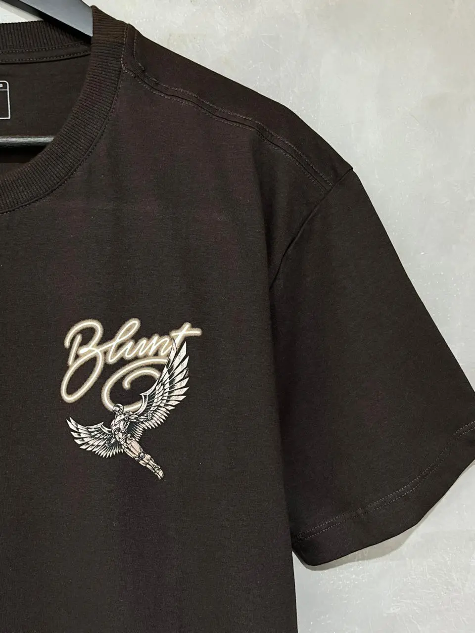 Camiseta Blunt Basica Freedom Marrom - Imagem 3