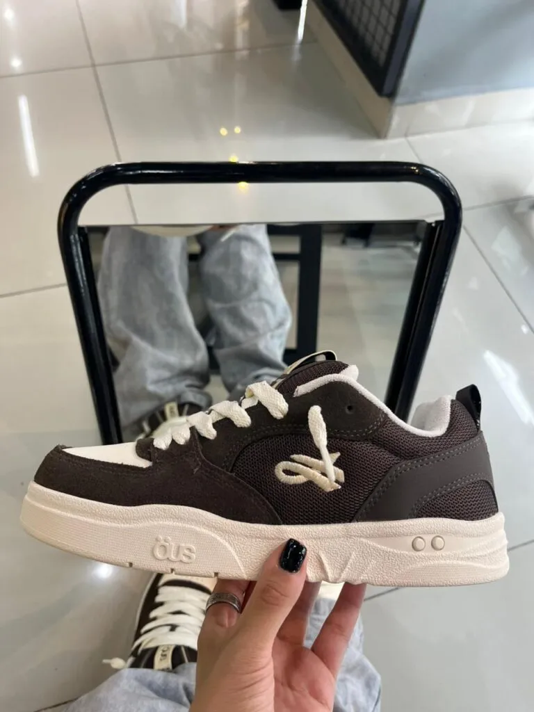 tenis ous fluente cafe chantilly essencial